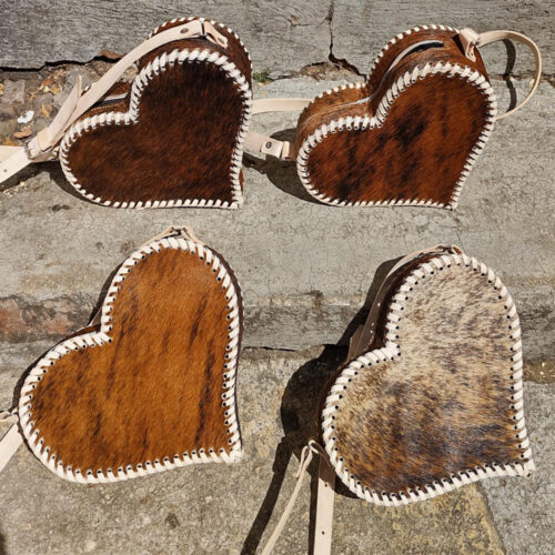 Bolsa corazón mediano en piel