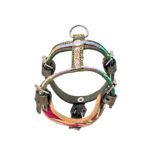 Pechera artesanal para mascota